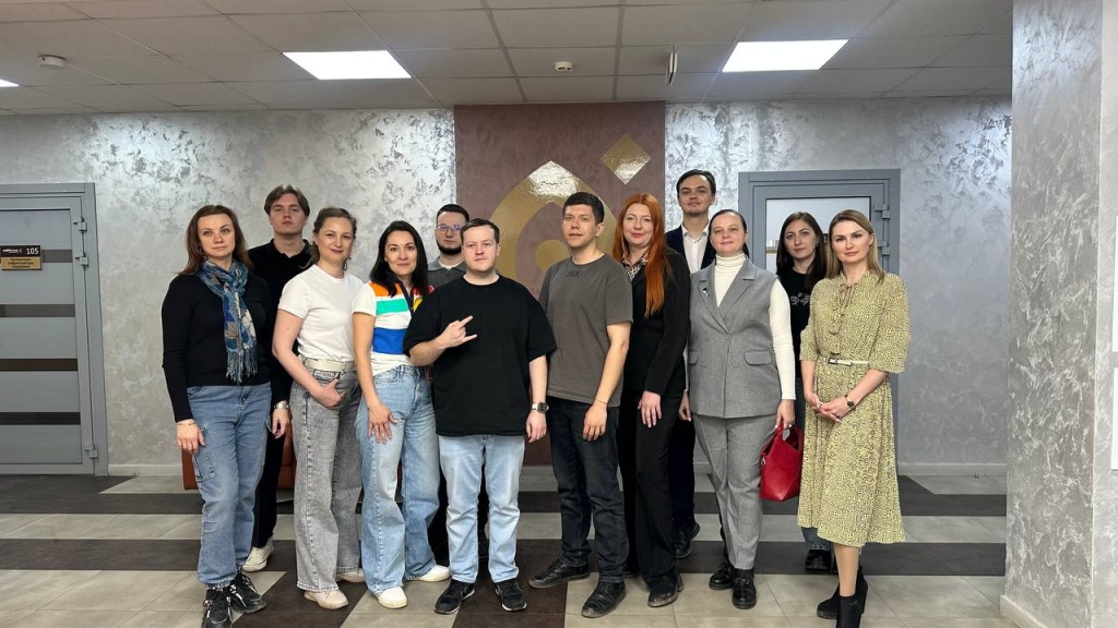 Жителей районов Омской области пригласили участвовать в премии «Занят сам
