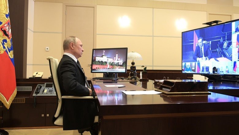 Путин предложил списать малому бизнесу налоги за II квартал