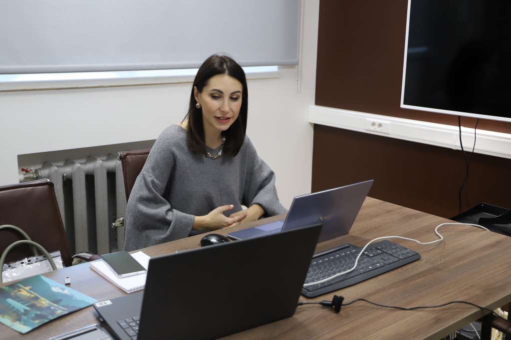 Липецкие самозанятые узнали, как продавать на маркетплейсах