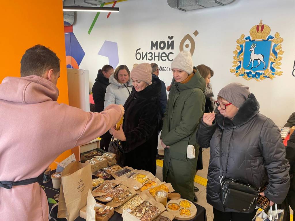 Самарские производители представили свою продукцию на ярмарке «Свое родное»
