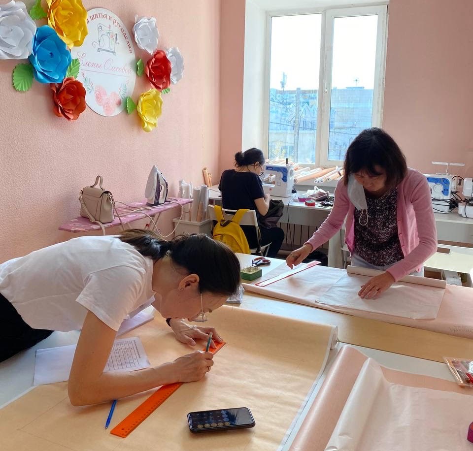 Предприниматель из Якутии открыла собственную школу шитья